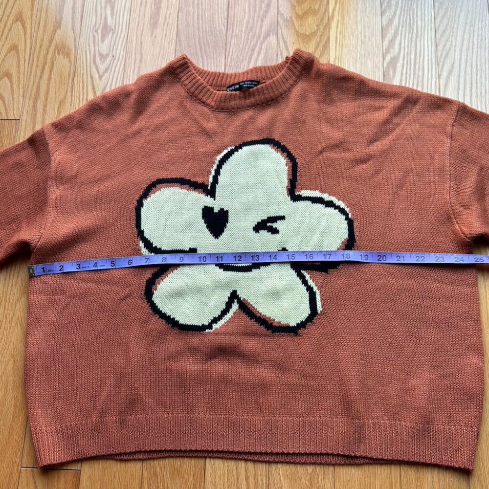 Tan Flower Sweater - Picture 2 of 5